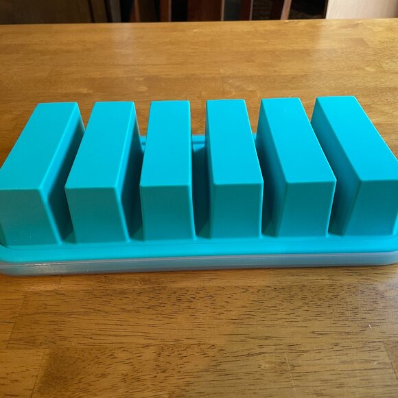 Souper Cubes 1/2-cup silicone freezer tray in aqua - Picture 3 of 11